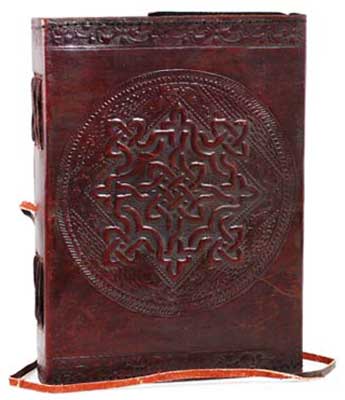 (image for) 5" x 7" Celtic Cross leather w/ Latch