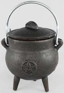 (image for) Pentagram cast iron Cauldron 3" - Click Image to Close