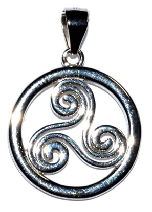 (image for) 5/8" Triquetra sterling pendant