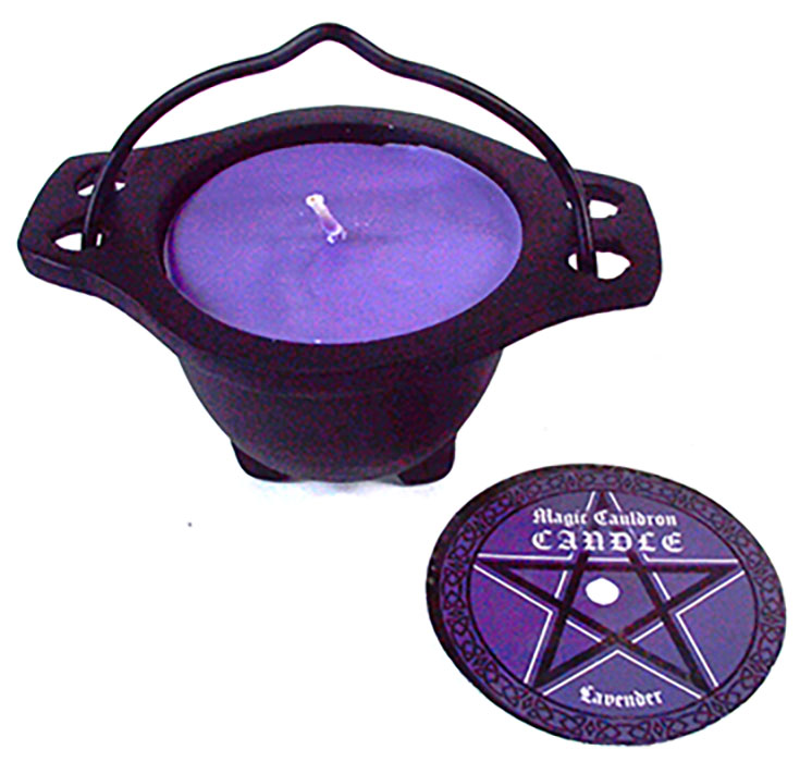 (image for) Lavender candle in cauldron