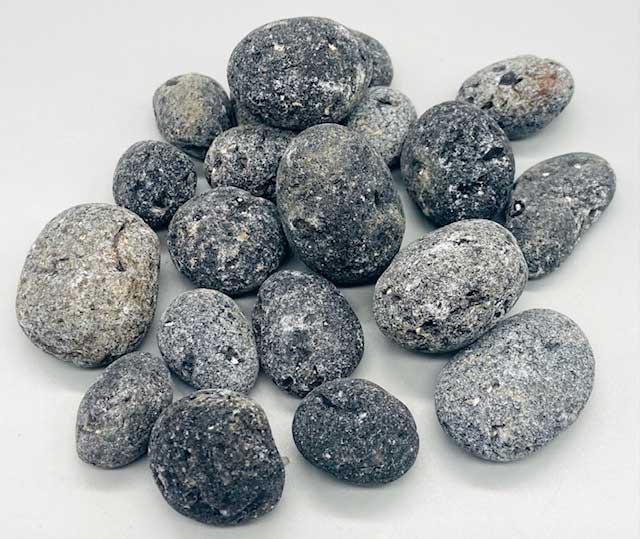 (image for) 1 lb Agni, Black untumbled stones - Click Image to Close