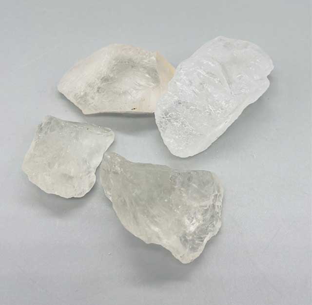 (image for) 1 lb Crystal 3-5cm untumbled stones - Click Image to Close