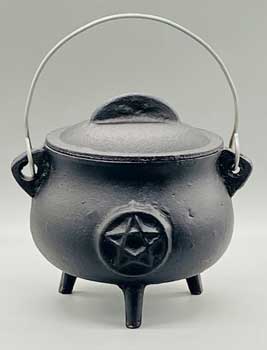 (image for) 5.5" Pentagram cast iron cauldron w/ lid - Click Image to Close