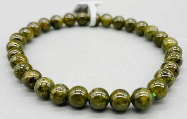 (image for) 5-6mm Garnet, Green bracelet - Click Image to Close